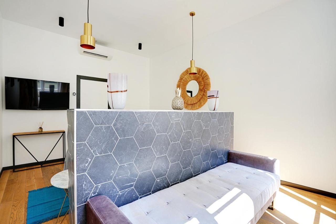 Luxurious Apartment - 2Br-8P -Champs Elysees Παρίσι Εξωτερικό φωτογραφία